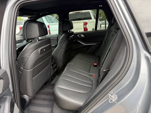 Used 2024 BMW X5 sDrive40i w/ M Sport Package RWD image 13