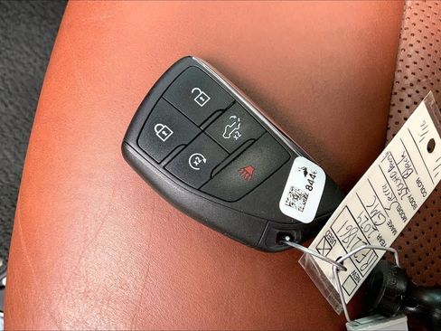 Used 2024 GMC Sierra 2500 Denali Ultimate image 14