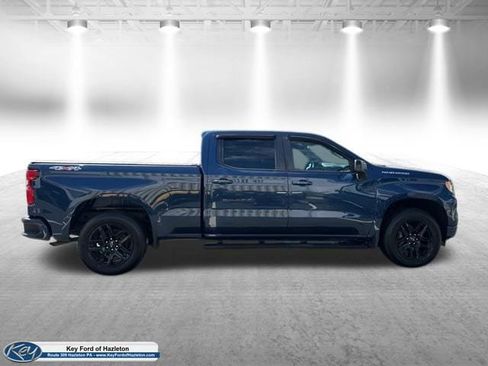 Used 2022 Chevrolet Silverado 1500 RST AWD/4WD image 7