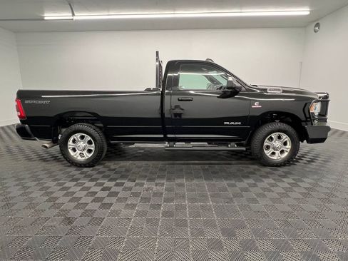 Used 2022 RAM 2500 Big Horn w/ Level C Equiment Group AWD/4WD image 7