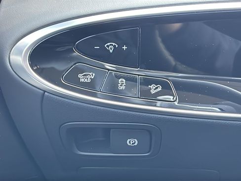 Certified 2026 Genesis GV70 2.5T AWD/4WD image 29