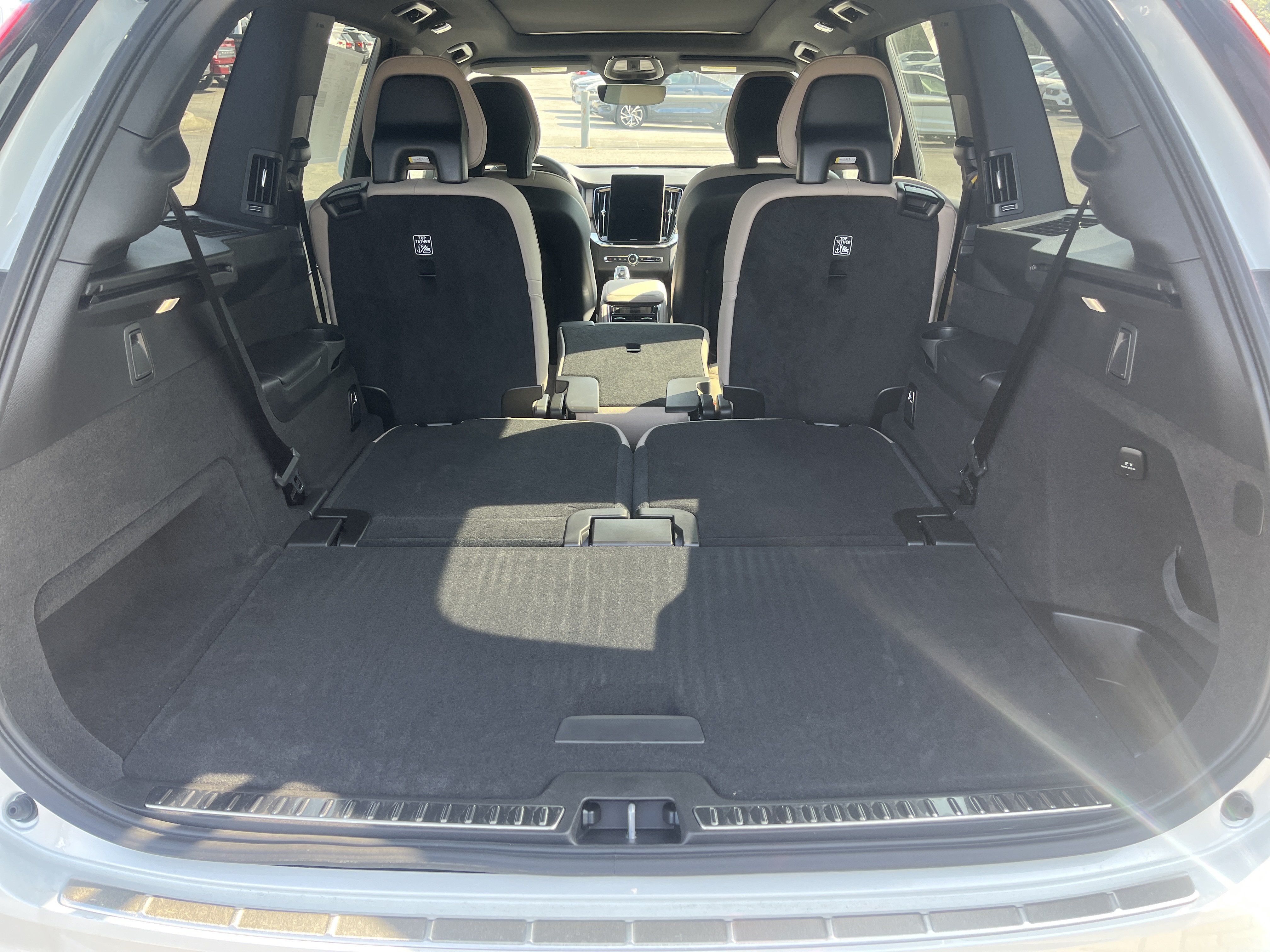 New 2026 Volvo XC90 T8 Core w/ Protection Package Premier AWD/4WD image 10