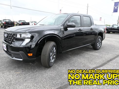 New 2026 Ford Maverick XLT FWD image 8
