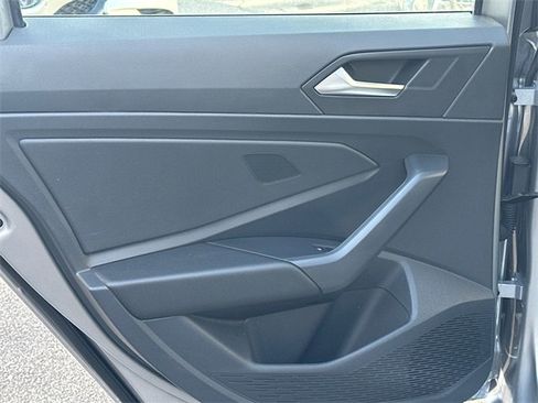 Used 2023 Volkswagen Jetta Sport image 12