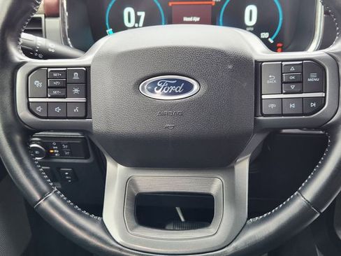 Used 2022 Ford F150 Lariat image 25