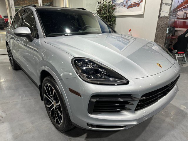 Used 2021 Porsche Cayenne AWD/4WD image 12