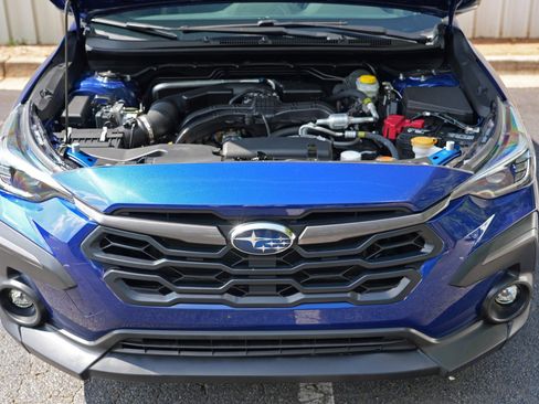 Used 2025 Subaru Crosstrek 2.5i Limited AWD/4WD image 7