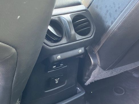 Used 2023 Jeep Wrangler Unlimited Sahara w/ Safety Group image 27