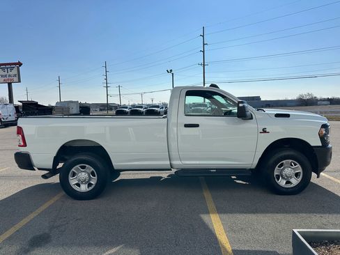 Used 2024 RAM 3500 Tradesman image 10