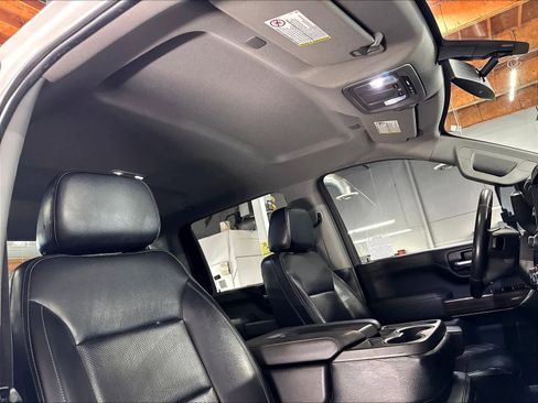 Used 2021 Chevrolet Silverado 2500 LT w/ Convenience Package AWD/4WD image 23