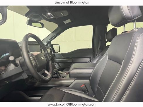 Used 2025 Ford F150 Lariat AWD/4WD image 36