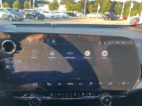 New 2025 Chevrolet Blazer EV LT image 33