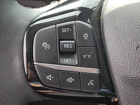 Used 2023 Ford Escape Platinum w/ Premium Technology Package AWD/4WD image 21