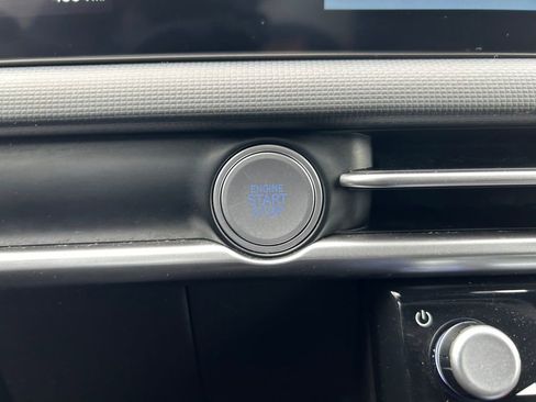 Used 2025 Hyundai Santa Cruz XRT image 17