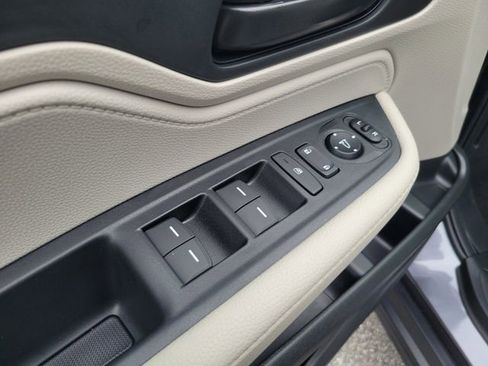 Certified 2026 Honda Odyssey EX-L image 9