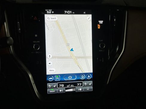 Used 2024 Subaru Outback Touring w/ Popular Package #2 image 15