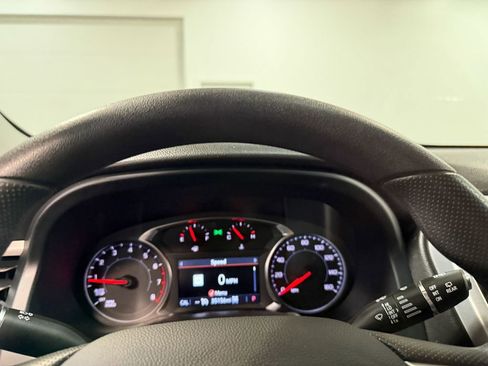 Used 2023 GMC Acadia SLE w/ Driver Convenience Package image 78