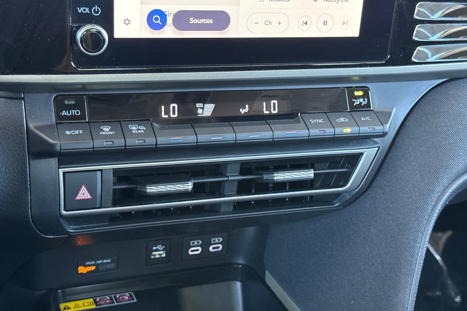 Certified 2025 Toyota Camry LE FWD image 24