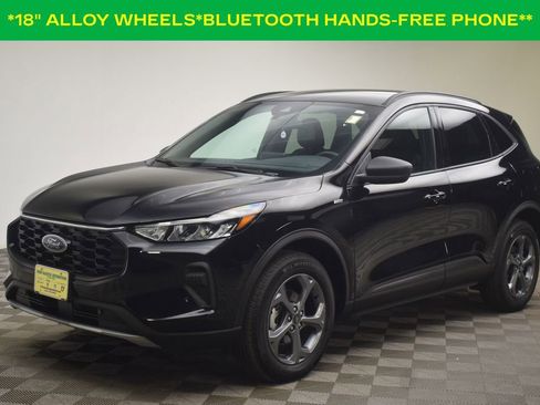 Used 2025 Ford Escape ST-Line AWD/4WD image 3