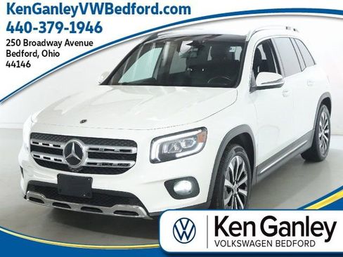 Used 2022 Mercedes-Benz GLB 250 4MATIC image 1