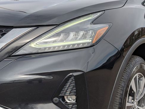 Used 2019 Nissan Murano SV w/ Premium Package image 10