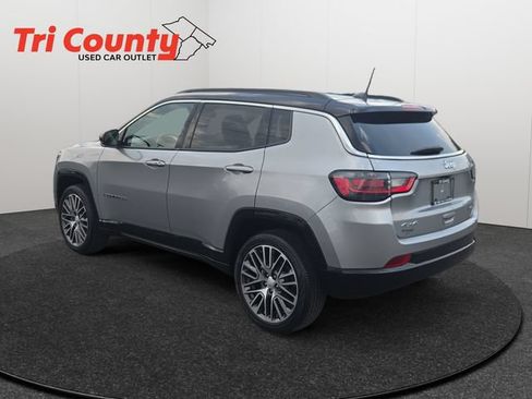 Used 2022 Jeep Compass Limited w/ Elite Group AWD/4WD image 6