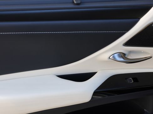 Used 2022 Lexus ES 350 Ultra Luxury image 34