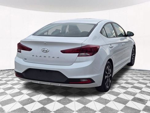 Used 2019 Hyundai Elantra SE w/ Cargo Package image 14