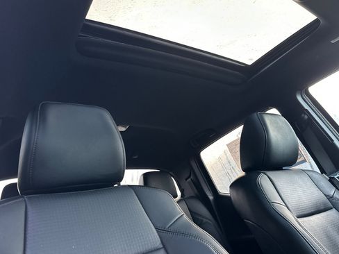 Used 2023 Toyota Tacoma Limited image 16