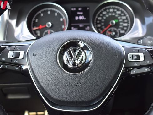 Used 2018 Volkswagen Golf Alltrack SE image 15