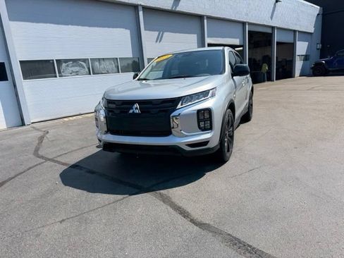 Used 2025 Mitsubishi Outlander Sport LE AWD/4WD image 26