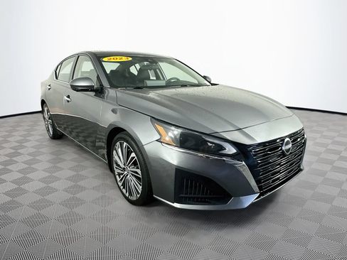 Certified 2023 Nissan Altima 2.5 SL FWD image 2