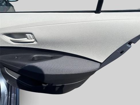 Used 2024 Toyota Corolla LE w/ LE Premium Package FWD image 24