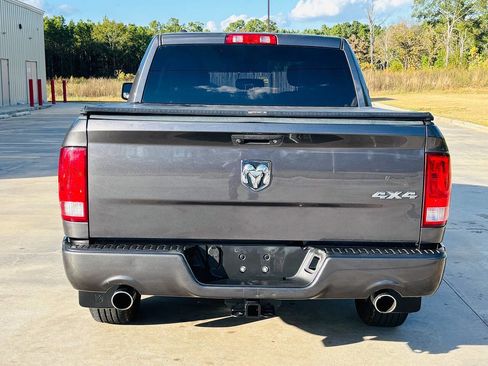 Used 2017 RAM 1500 Express image 8