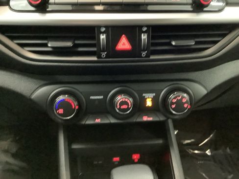 Used 2024 Kia Forte LXS image 20