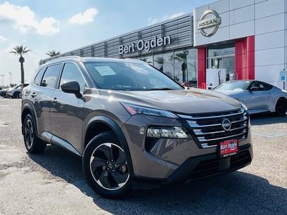 Used 2024 Nissan Rogue SV w/ SV Premium Package