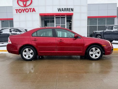 Used 2008 Ford Fusion SE image 3