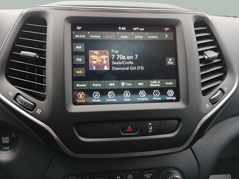 Certified 2022 Jeep Cherokee Latitude Lux image 15