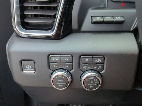 New 2026 GMC Sierra 1500 Denali Ultimate AWD/4WD image 18