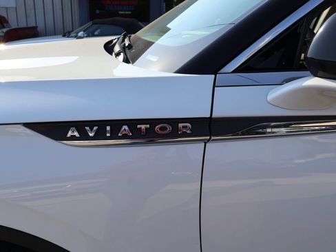 Used 2020 Lincoln Aviator Reserve w/ Equipment Group 202A AWD/4WD image 16