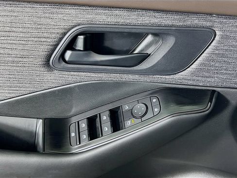Certified 2023 Nissan Rogue S AWD/4WD image 21