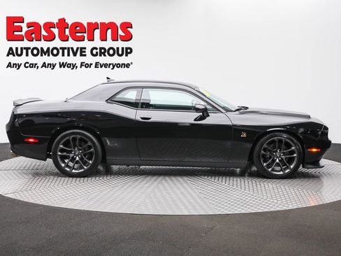 Used 2021 Dodge Challenger R/T Scat Pack RWD image 4