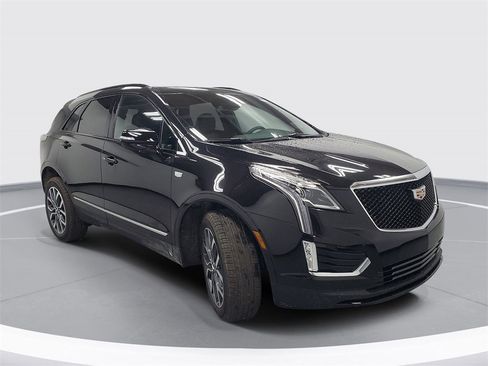 New 2025 Cadillac XT5 Sportv w/ LPO, Red Accent Package image 2
