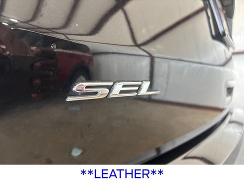 Used 2024 Ford Edge SEL AWD/4WD image 14