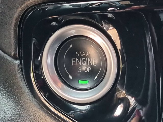 Used 2024 Chevrolet Silverado 1500 High Country AWD/4WD image 16