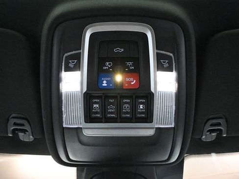 Used 2021 RAM 1500 Laramie image 39