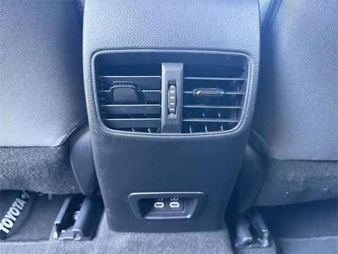 Certified 2023 Toyota Corolla Cross LE image 58