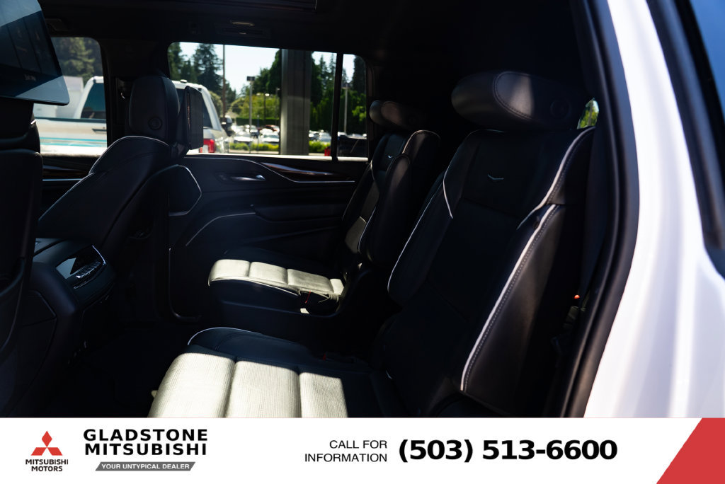 Used 2021 Cadillac Escalade ESV Premium Luxury w/ Performance Package AWD/4WD image 20