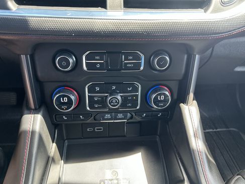 Used 2023 Chevrolet Suburban RST w/ Sport Performance Package image 29