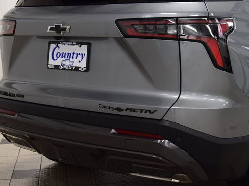 New 2026 Chevrolet Equinox ACTIV w/ Convenience Package III AWD/4WD image 22